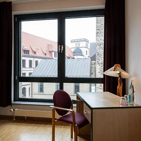 Roncalli-haus - Tagungs-und Seminarhaus Otel Magdeburg