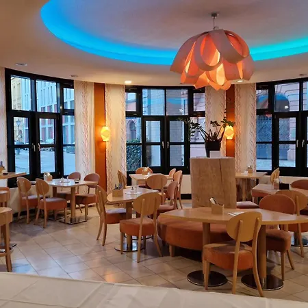 Roncalli-haus - Tagungs-und Seminarhaus Hotell *